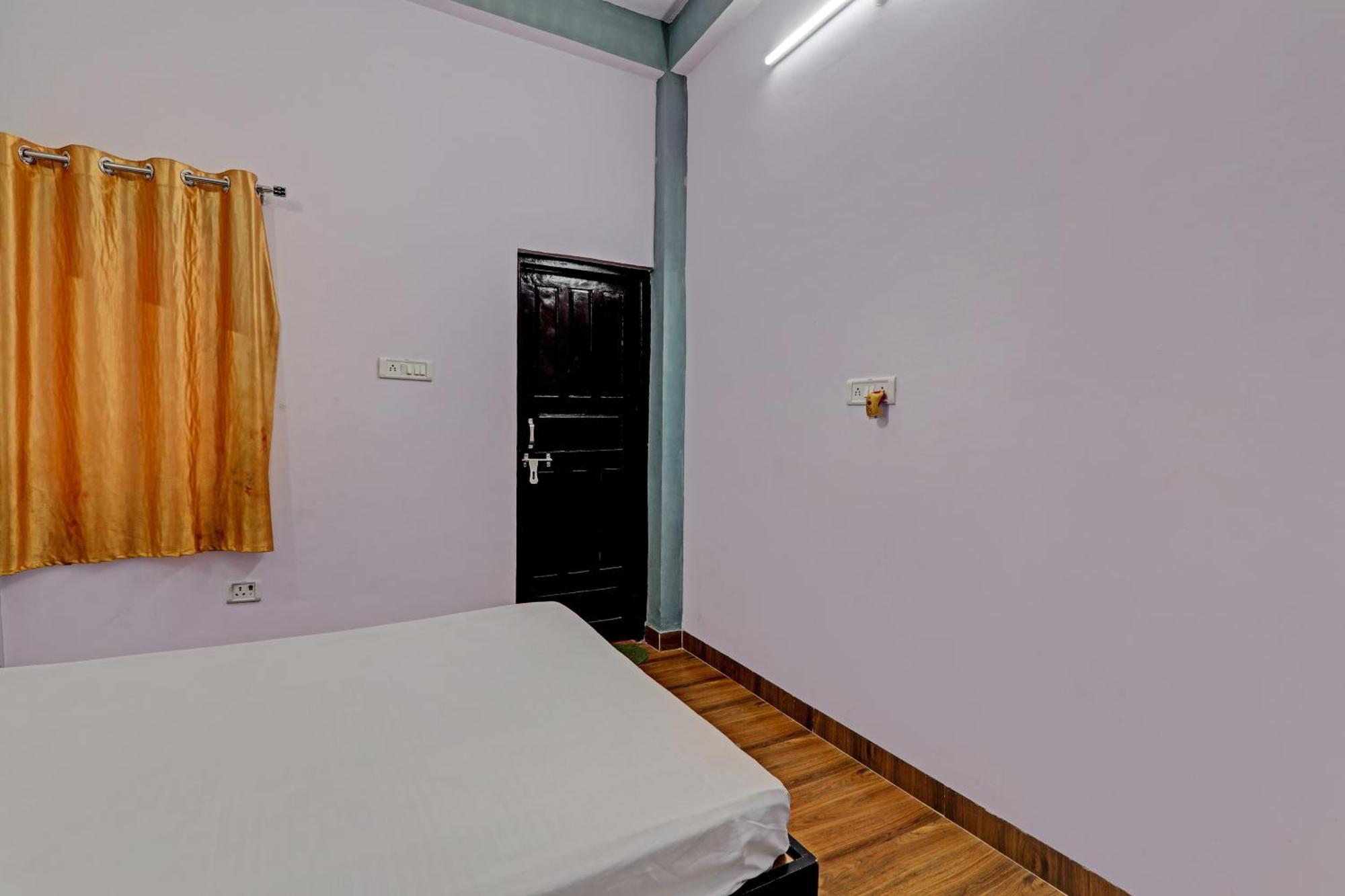 Oyo Hotel Crown Lucknow Extérieur photo