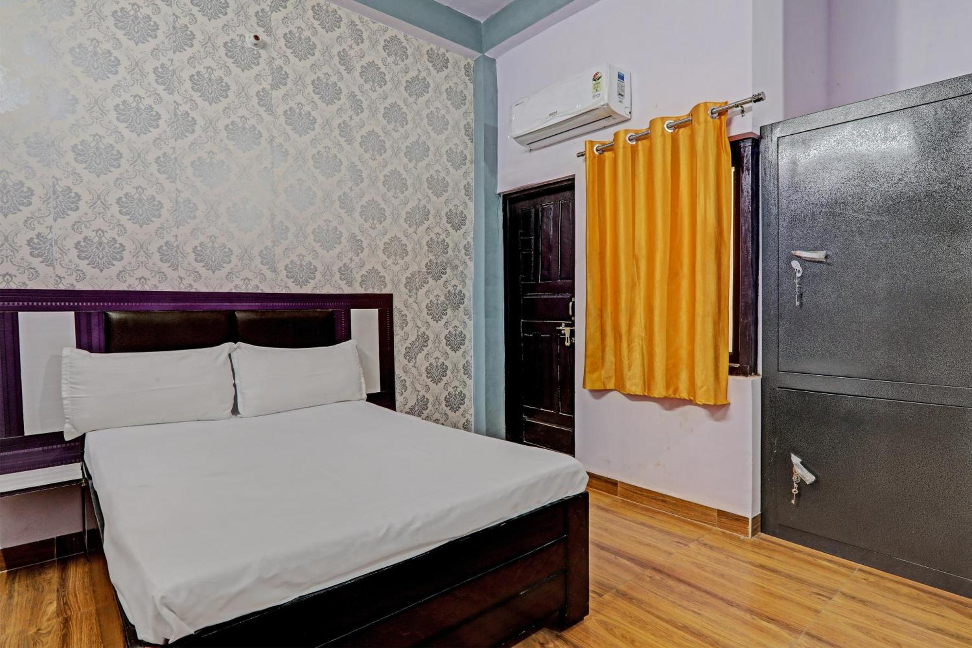 Oyo Hotel Crown Lucknow Extérieur photo